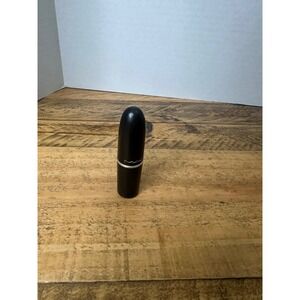 MAC Lipstick 506 GIDDY Lustre Coral Pink